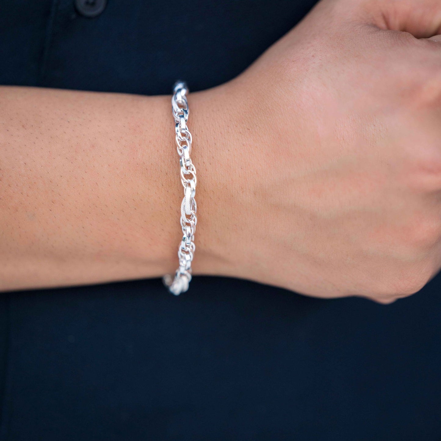 Silver Echo Of Eelegance bracelet - Aayat